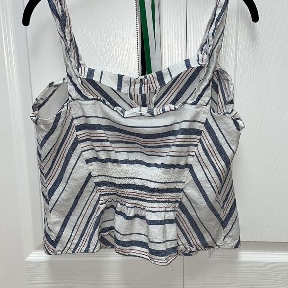 REITMANS TANK - Picture 2 of 2